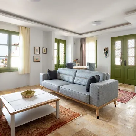 Villa Rustic House With View Balcony In *